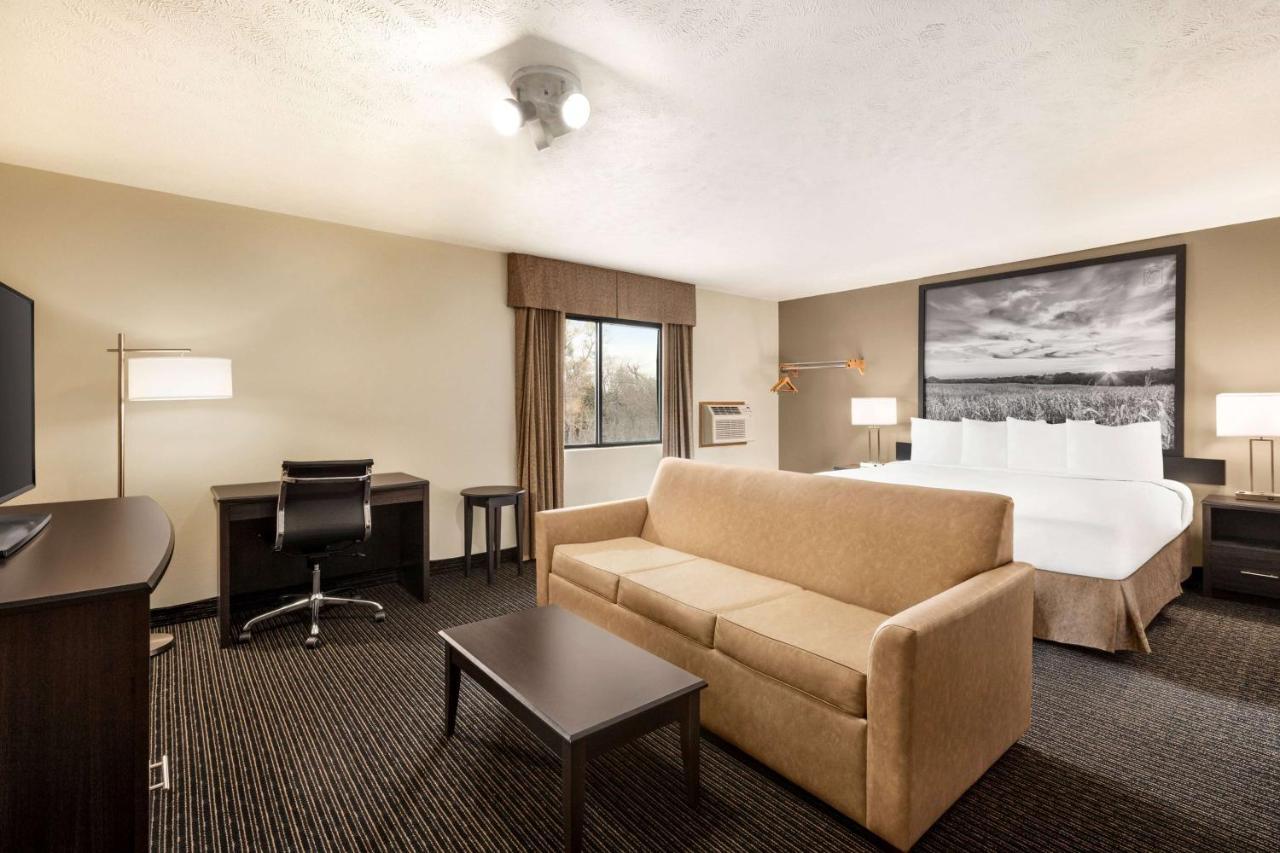 Super 8 By Wyndham North Lincoln
