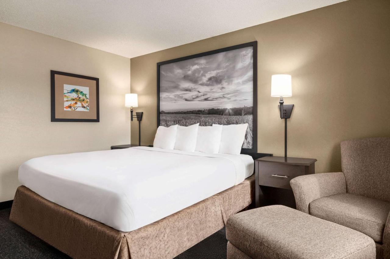 Hotel Super 8 By Wyndham North Lincoln